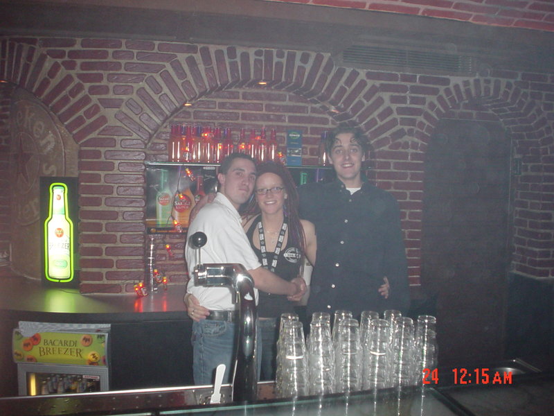 achter de bar.jpg